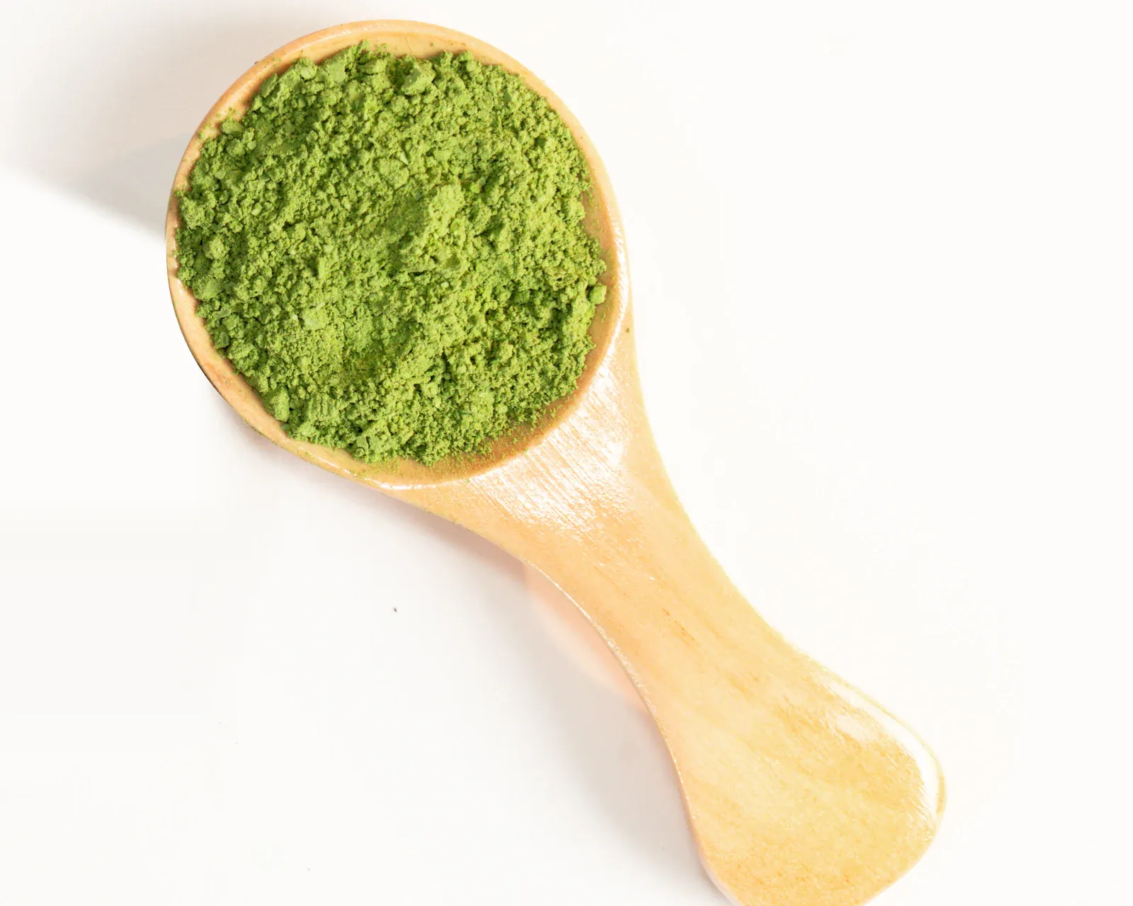 木勺中的抹茶粉